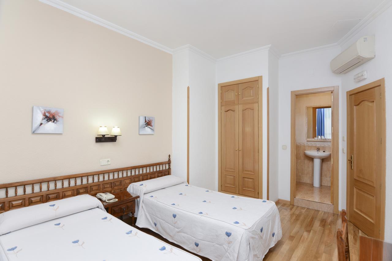 Hostal Biarritz Madrid Kültér fotó
